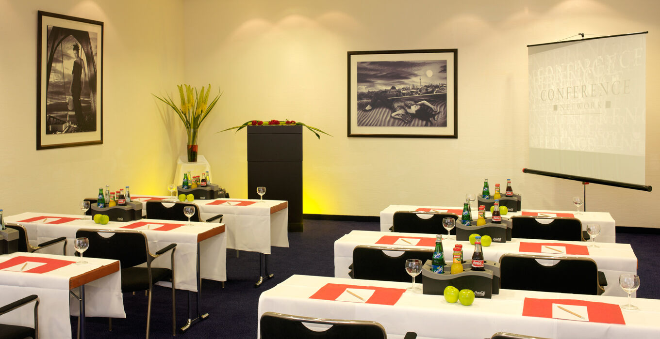 Holiday Inn Berlin City Center East Prenzlauer Berg By Ihg Zewnętrze zdjęcie